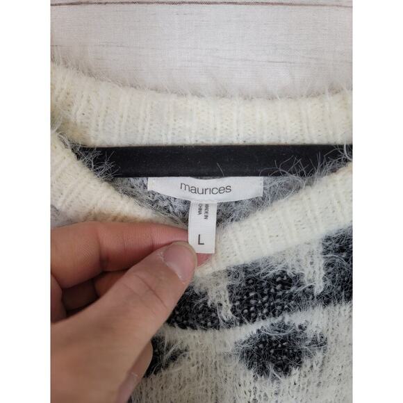 Maurices White Snowflake Eyelash Fuzzy Knit Pullover Sweater, sz Large - Picture 5 of 13